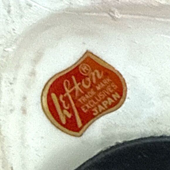 VTG Leffton Retirement Fund Banks Pair – Grandma Grandpa Japan w/ Stoppers - Picture 16 of 16